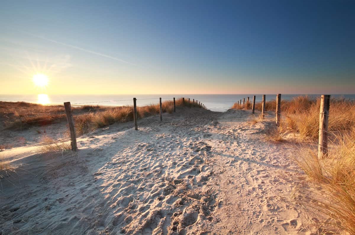 rustige nazomeruitjes aan de kust